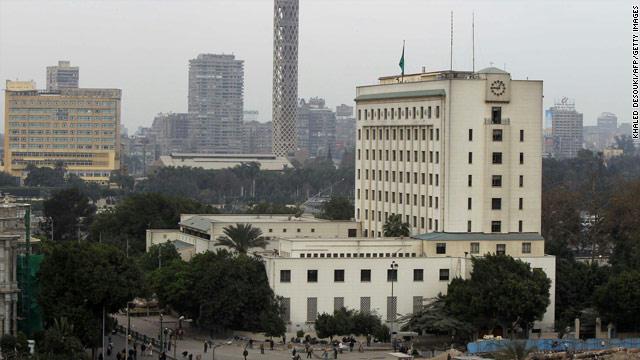 مطالبات بتقليص بعثات “الجامعة العربية” بالخارج