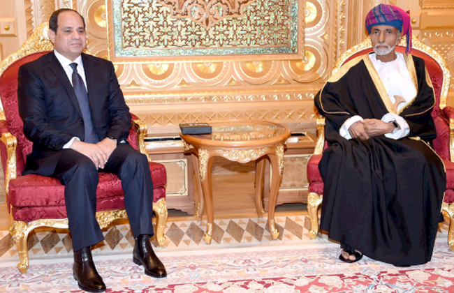 الرئيس السيسي يزور جامع السلطان قابوس الأكبر بمسقط