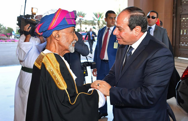 وزير خارجية عُمان: مصر “عكاز الأمة العربية” ودورها مهم في تحقيق التضامن العربي