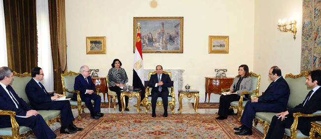 السيسي يستقبل رئيس المدرسة الوطنية الفرنسية للإدارة