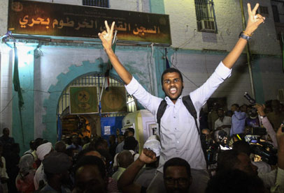 السودان يفرج عن عشرات المعارضين تحت ضغوط أمريكية