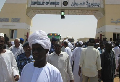 السودان يلجأ لدبلوماسية المعابر لتجاوز أزمته المالية