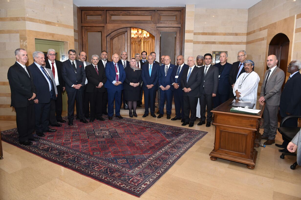 رئيس مجلس النواب اللبناني يستقبل أعضاء المجلس التنفيذي لاتحاد الجامعات العربية