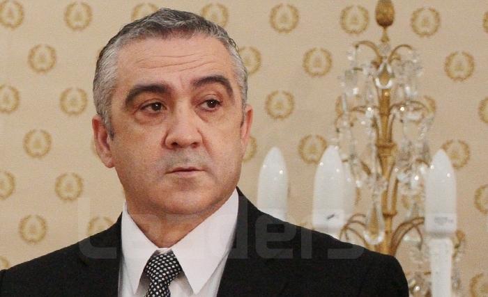 إقالة وزير داخلية تونس بعد غرق مركب للمهاجرين
