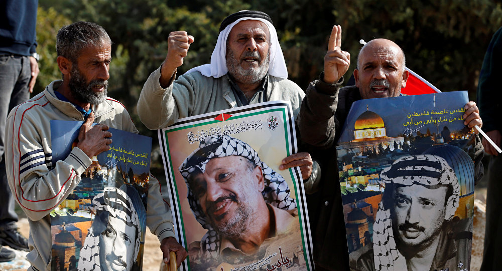 وزير الإعلام اليمني: الحوثيون يحتلون منزل أسرة ياسر عرفات