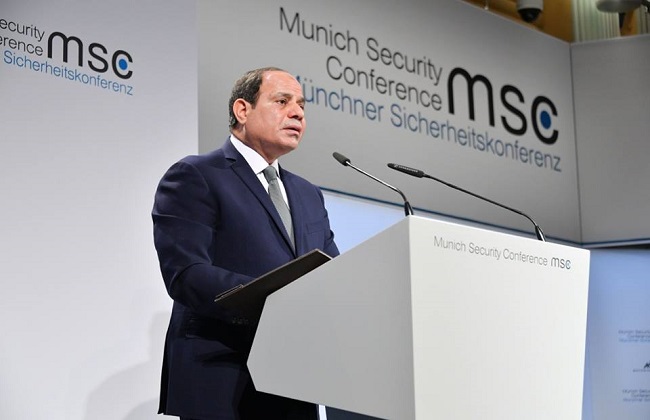 “السيسي” أمام مؤتمر ميونخ للأمن: تزايد معدلات الإرهاب والجريمة المنظمة أكبر خطر يهدد مفهوم “الدولة الوطنية”