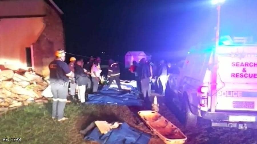 مقتل 13 شخصا بانهيار جدار كنيسة في جنوب أفريقيا