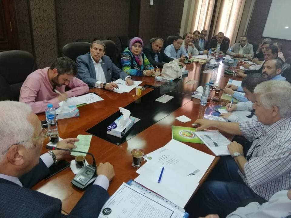 “الصيادلة” يناقشون مشروعي قانون هيئة الأدوية والإيجارات الجديدة