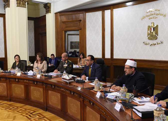 الحكومة تؤجل مشروع قانون تعديل المساهمة التكافلية فى “التأمين الصحي” إلى دور الانعقاد البرلماني المقبل