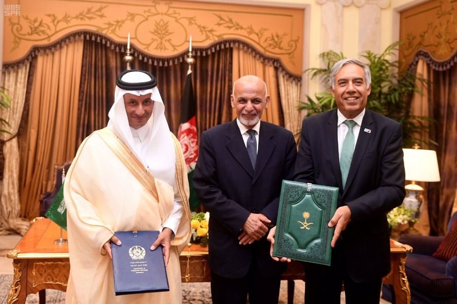 الصندوق السعودي للتنمية يوقع قرضين بقيمة 367.5 مليون ريال لتمويل إنشاء مدارس وطرق في أفغانستان