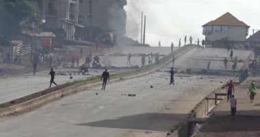 غينيا.. قتلى وجرحى في احتجاجات رافضة لولاية ثالثة لكوندي