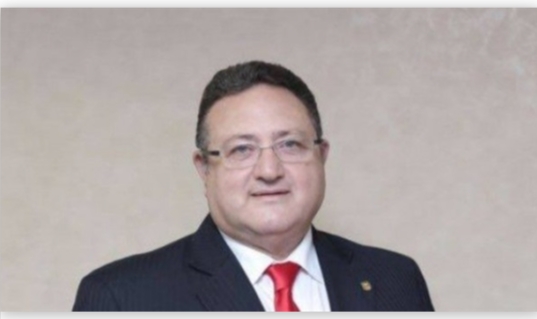 مدحت قمر رئيسا للبنك العقارى المصرى العربى