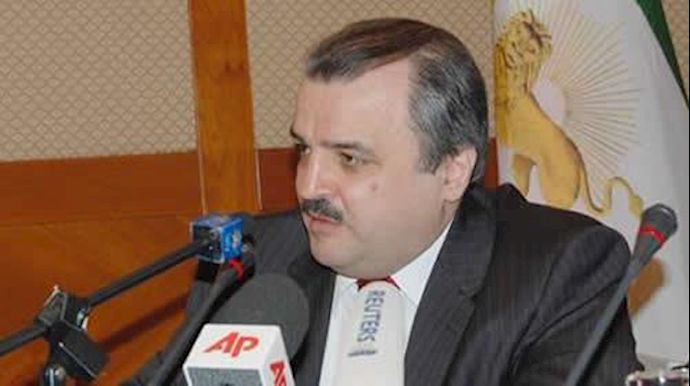 محمد محدثين: عويل “خامنئي” على رحيل “سليماني” دليل على الضربة القاصمة التي تلقاها النظام