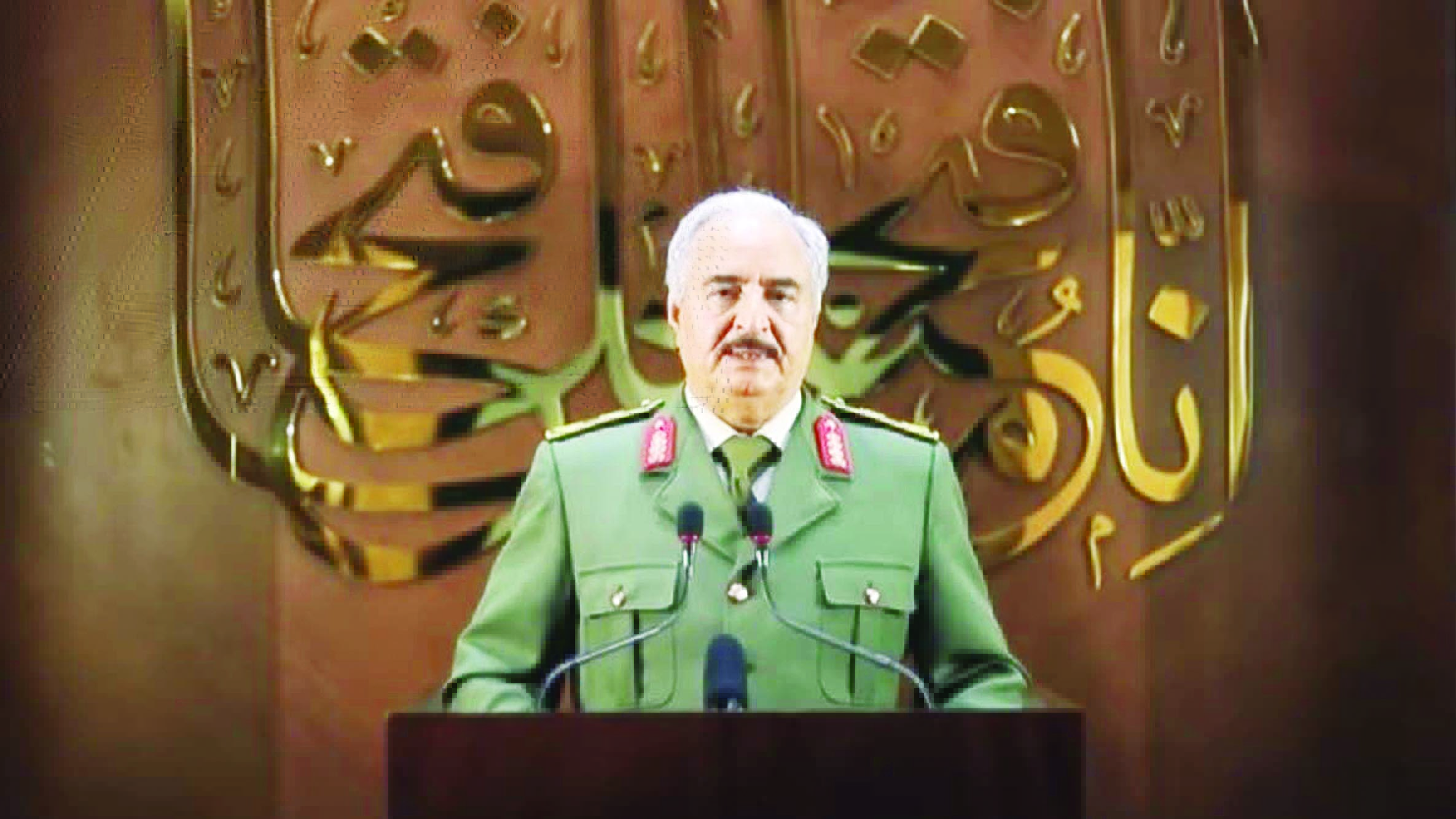 قائد الجيش الوطني الليبي المشير خليفة حفتر يعلن إسقاط 'اتفاق الصخيرات' وينصب نفسه حاكماً لليبيا