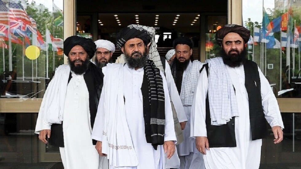 في أول رد لها… “طالبان” تعلق على مزاعم تواطؤها مع روسيا ضد الجيش الأمريكي