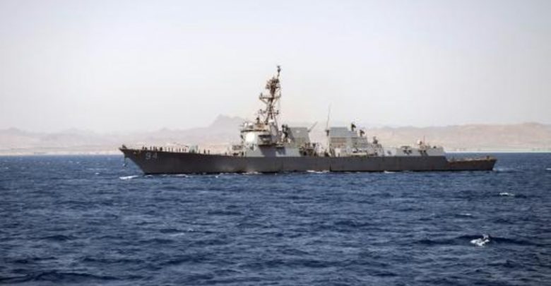 وكالة: أمريكا تهدد فنزويلا وتنشر المدمرة “بيكني” قبالة سواحلها