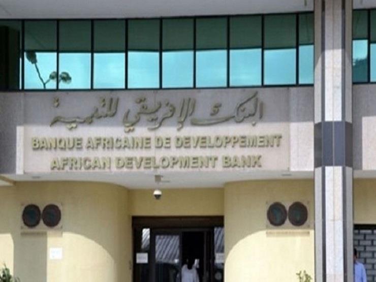 إعادة انتخاب أكينومي أديسينا بالإجماع رئيسا للمصرف الإفريقي للتنمية