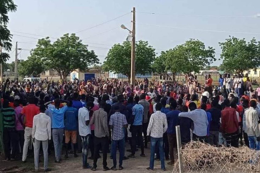 متظاهرون يهددون بوقف إنتاج النفط في جنوب السودان