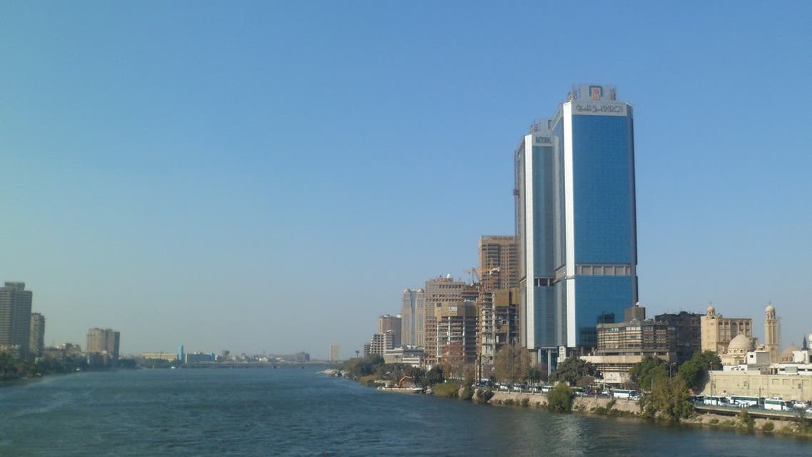 البنك الأهلى المصرى وبنك الاستثمار الأوروبى يوقعان عقد تمويل بـ100مليون دولار