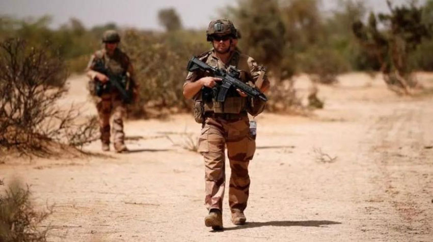 فرنسا تستأنف عملياتها العسكرية المشتركة مع مالي