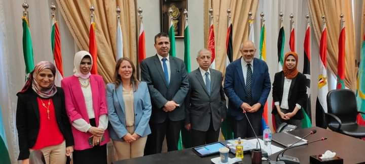 رئيس”الأكاديمية البحرية”
