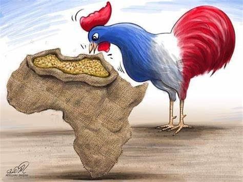 السياسة الفرنسية في إفريقيا.. الأداة العسكرية في خدمة المصالح الاقتصادية ودعاوى المهمّة الحضارية