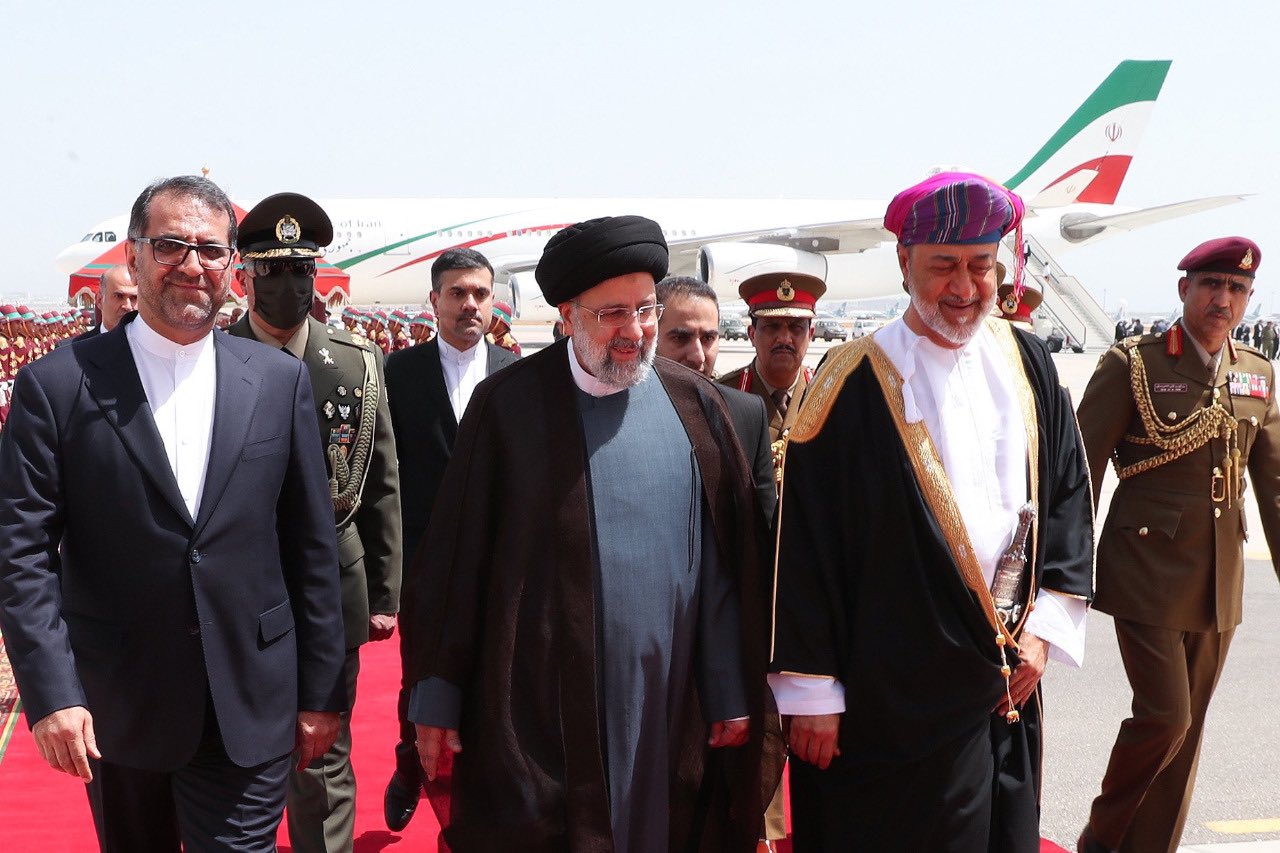 محللون سياسيون: العلاقات العُمانية الإيرانية تعزز التقارب بين دول المنطقة وتدعم جهود السلام والاستقرار
