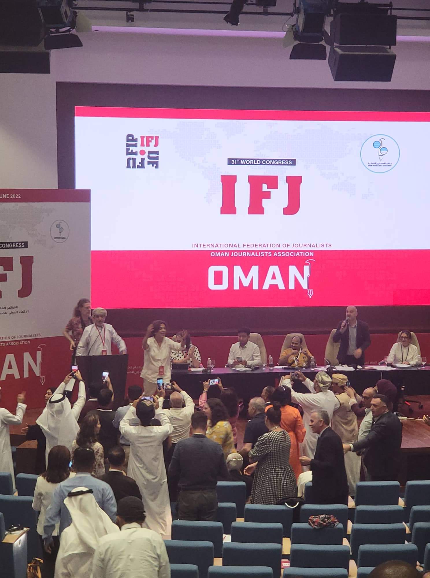 “مسقط” تشهد ميلاد الاتحاد الآسيوي للصحفيين.. وانتخاب سابينا انذرجيت رئيسة