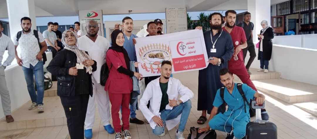 “رواد ليبيا للمصالحة” تواصل إطلاق قوافلها الطبية لإغاثة أهالي درنة