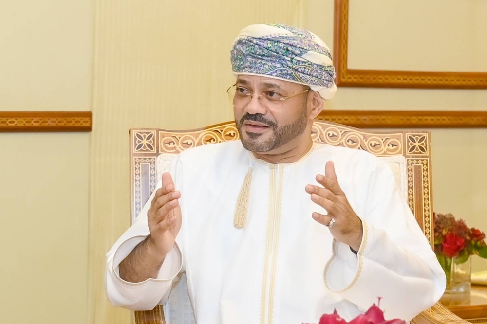 سلطنة عمان تدعو المجتمع الدولي لإجراء تحقيق ومحاكمة إسرائيل على استهداف المدنيين في غزة