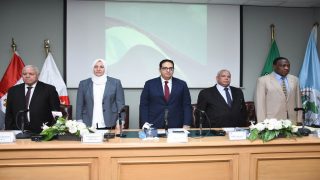 المؤتمر السنوي لكلية الدراسات الأفريقية العليا يناقش فرص ريادة الأعمال وتحديات الاستثمار في القارة الأفريقية