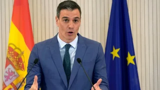 رئيس الحكومة الإسبانية أمام القمة العربية: نعمل على تقديم مشروع للأمم المتحدة لإنهاء الحصار وإدخال المساعدات أهالي غزة
