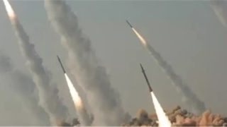 إيران تقصف قاعدة العديد الأمريكية في قطر بـ 6 صواريخ