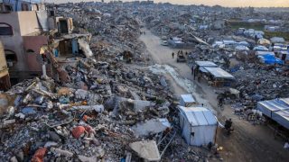 مفاوضات الدوحة تشهد ولادة متعثرة لوقف نزيف الدم في غزة