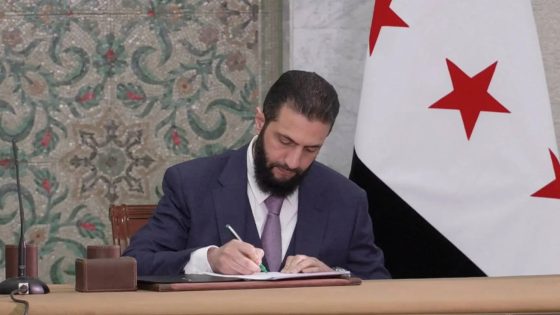 الرئاسة السورية تدين أعمال العنف في الجنوب وتدعو لضبط النفس والحفاظ على السلم الأهلي