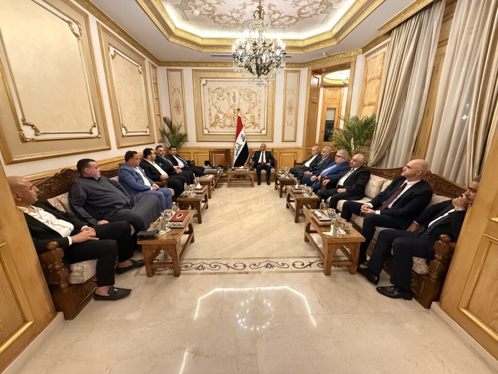 السفير العراقي بالقاهرة يبحث التحديات الماثلة أمام رجال الأعمال والمستثمرين العراقيين في مصر