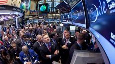 وول ستريت تسجل مستويات قياسية جديدة وسط تفاؤل بخفض الفائدة ونتائج شركات التكنولوجيا