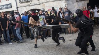 “ارحل ماكرون”.. احتجاجات عارمة في باريس ضد السلطة