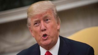 “ترامب”: سأزور مصر لحضور توقيع اتفاق وقف النار.. و”السيسي”: تستحق “نوبل للسلام”