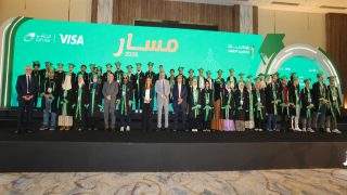 “البريد المصري” يكرّم أوائل الثانوية العامة والأزهرية والدبلومات الفنية ضمن مبادرة “مسار” بالتعاون مع فيزا