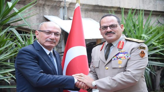 سفير تركيا بالقاهرة يهنئ الرئيس السيسي والشعب المصرى بإنتصارات أكتوبر