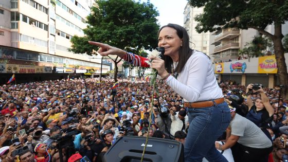 “نوبل للسلام”.. المحطة الأولى في رحلة ماريا كورينا للوصول إلى رئاسة فنزويلا
