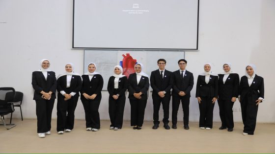 رئيس جامعة المنصورة الجديدة يشهد العرض الإكلينيكي للحالات المرضية (المستوي الثاني) لطلاب كلية الطب