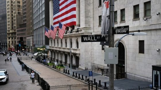 وول ستريت تغلق على ارتفاع جماعي لمؤشراتها الرئيسية