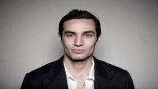 الفنان الفلسطيني آدم بكري يروي مسيرته ووصوله إلى العالمية في مهرجان القاهرة السينمائي