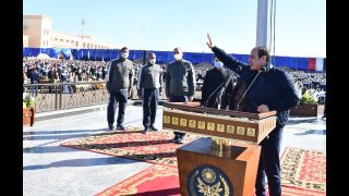 الرئيس السيسي يزور أكاديمية الشرطة ويشيد بتضحيات رجال الأمن: “الشرطة المصرية درع الوطن وسنده”