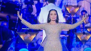 نجوم الفن المصريين يخطفون الأنظار في اللقطات الأولى من حفل الافتتاح