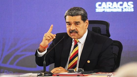 واشنطن: على مادورو الرحيل عن رئاسة فنزويلا