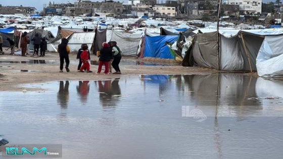المنخفض الجوي يفاقم معاناة النازحين في قطاع غزة