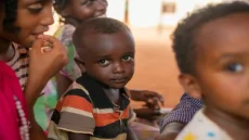 صرخة استغاثة من جنوب السودان: “عاصفة معاناة” تهدد حياة ملايين الأطفال